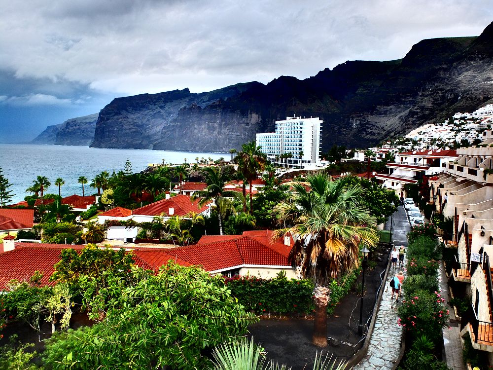 Los Gigantes